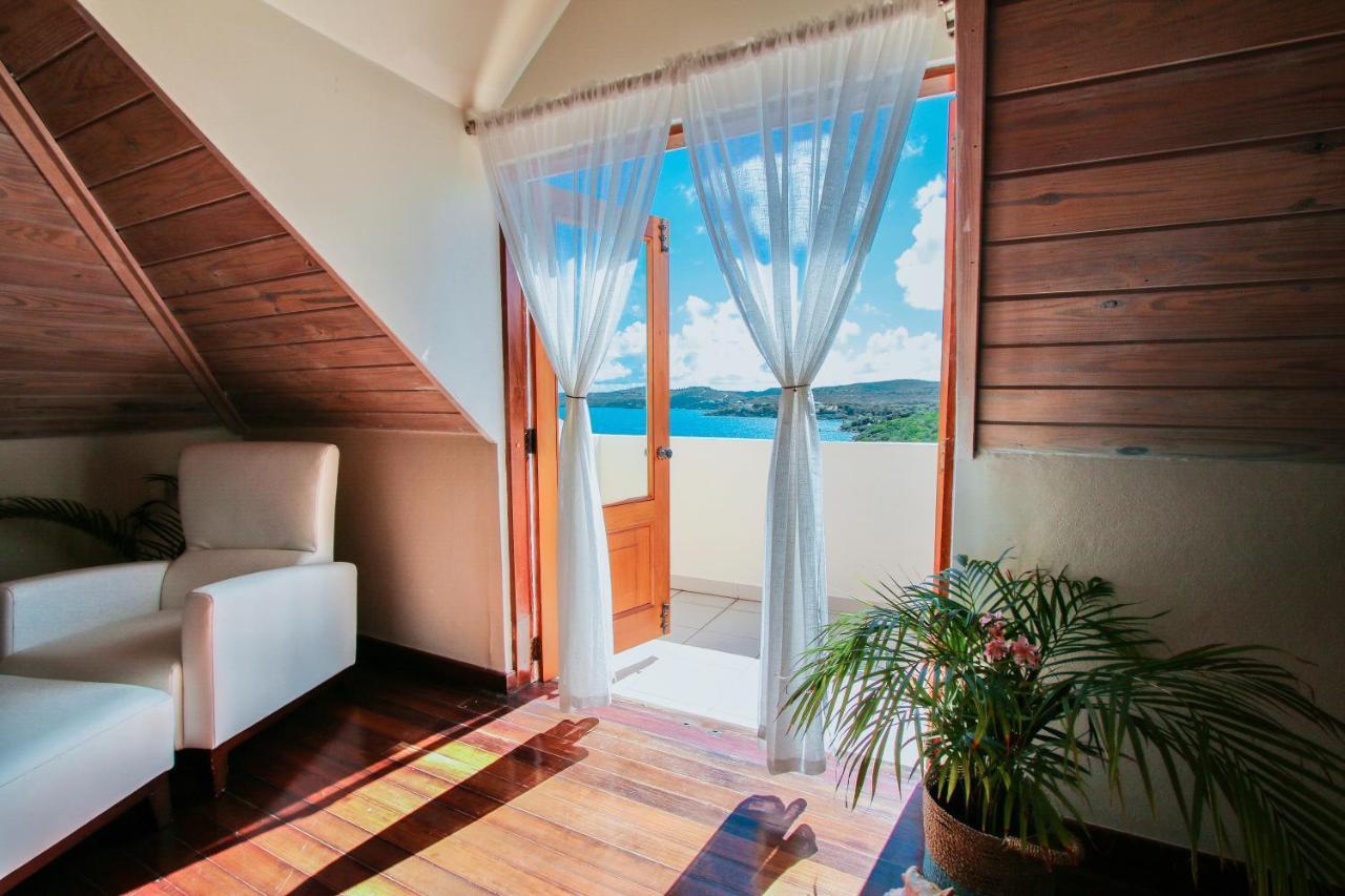 The Hideaway At Hughes Point Hotel Freetown Village Exterior foto