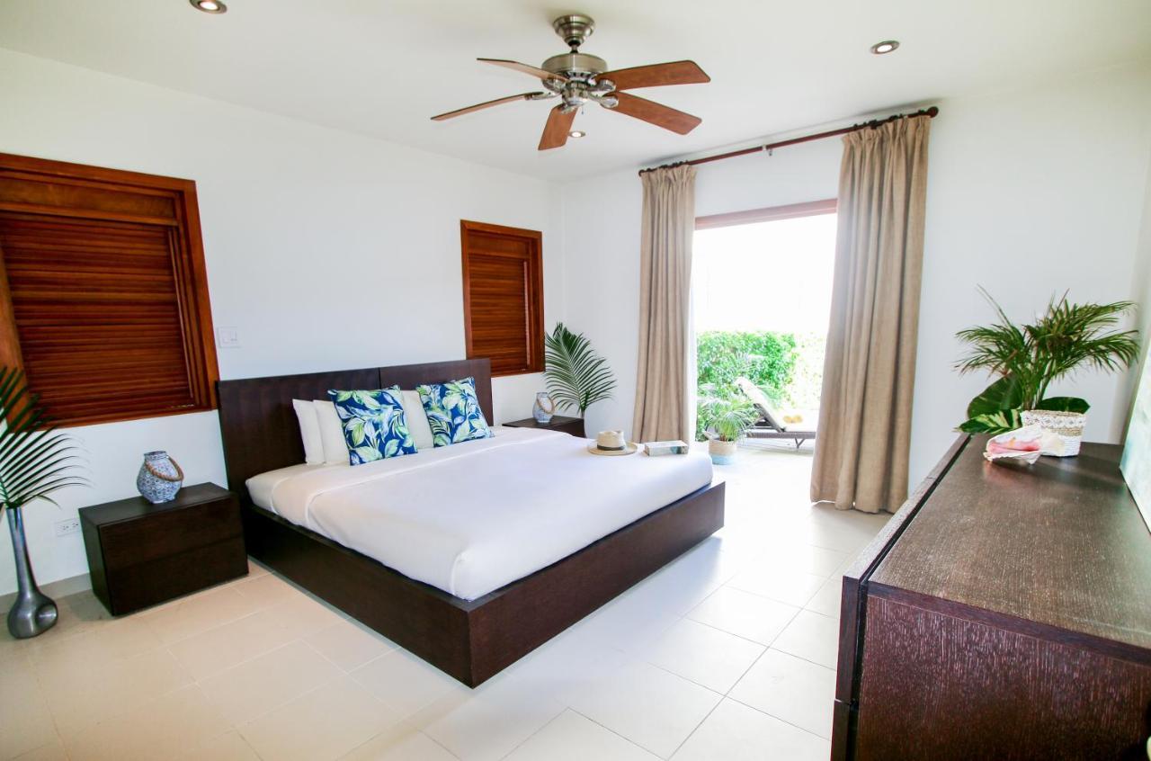 The Hideaway At Hughes Point Hotel Freetown Village Exterior foto